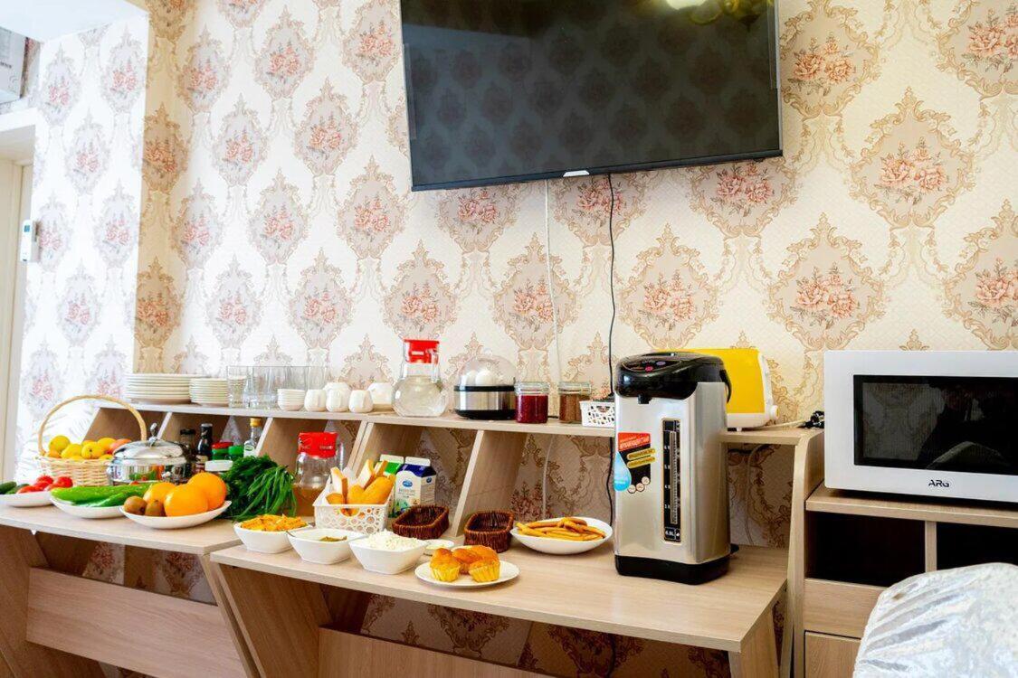 Gold Boutique Hotel Almaty Esterno foto
