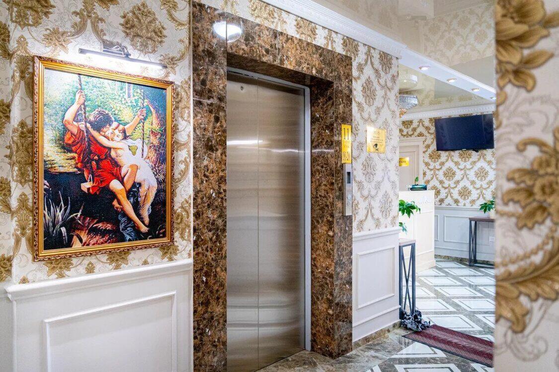 Gold Boutique Hotel Almaty Esterno foto